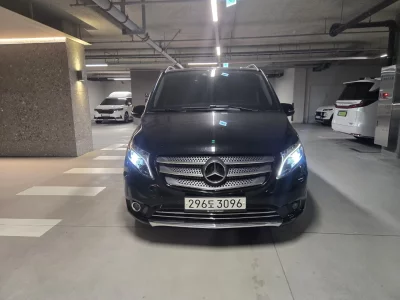 Mercedes-Benz V-Class
