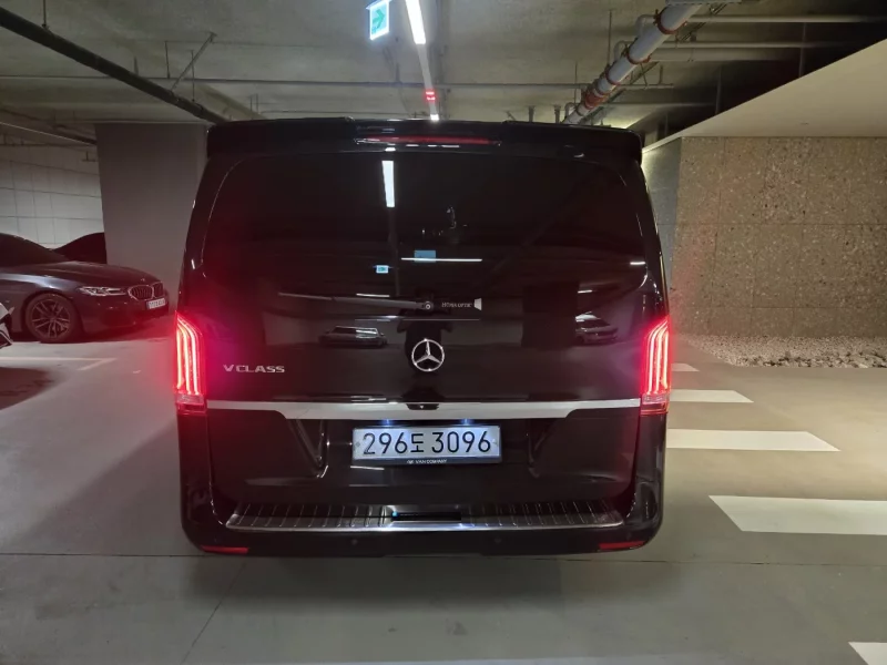 Mercedes-Benz V-Class