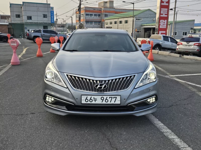 Hyundai Grandeur