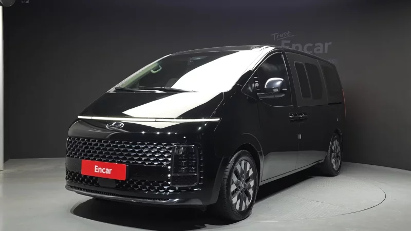 Hyundai Staria