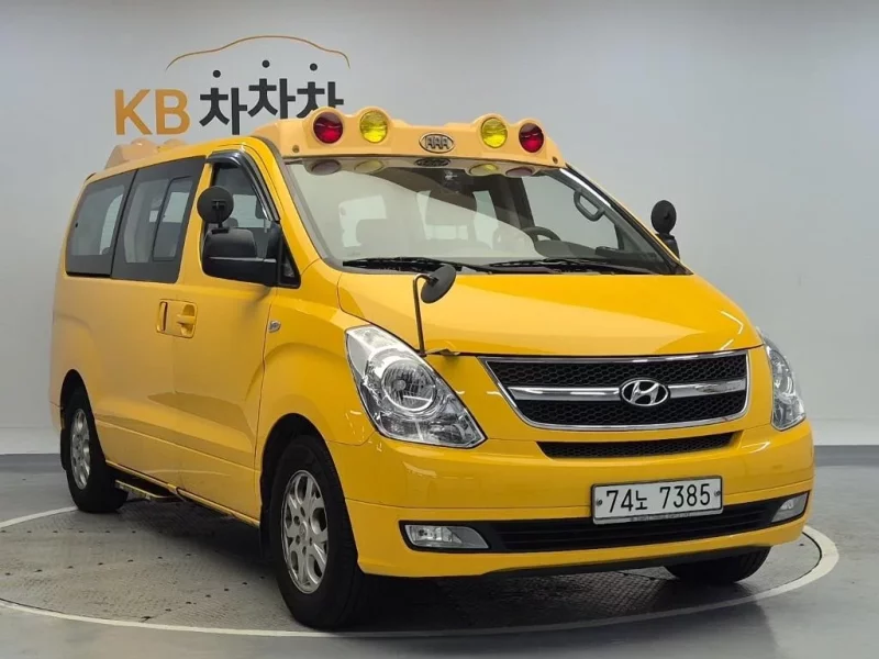 Hyundai Grand Starex