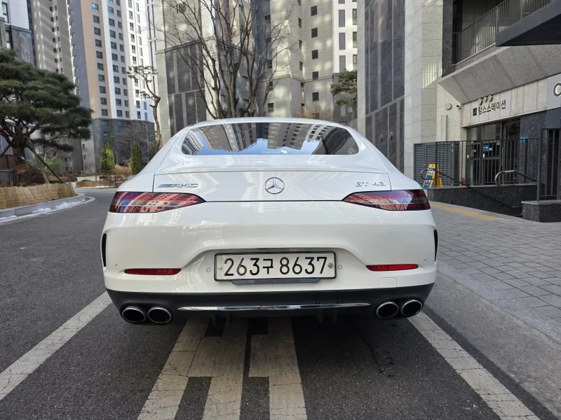Mercedes-Benz AMG GT