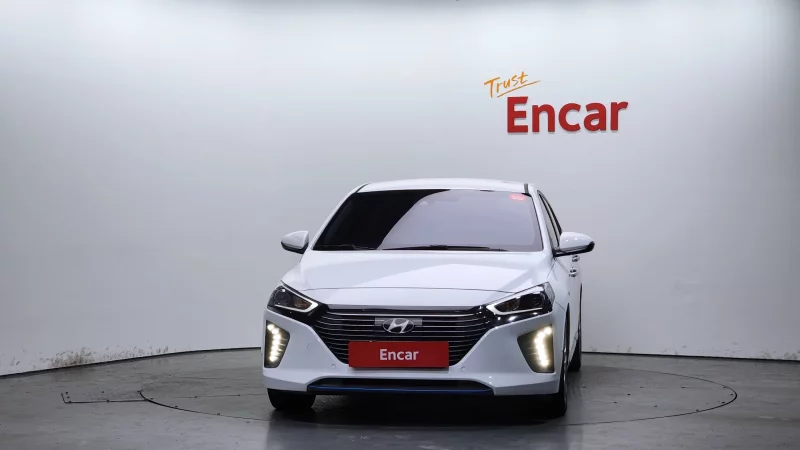Hyundai Ioniq