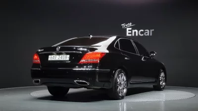Hyundai Equus