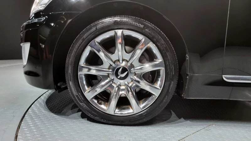 Hyundai Equus