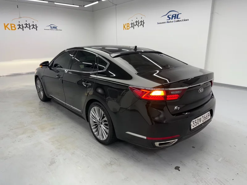 Kia K7