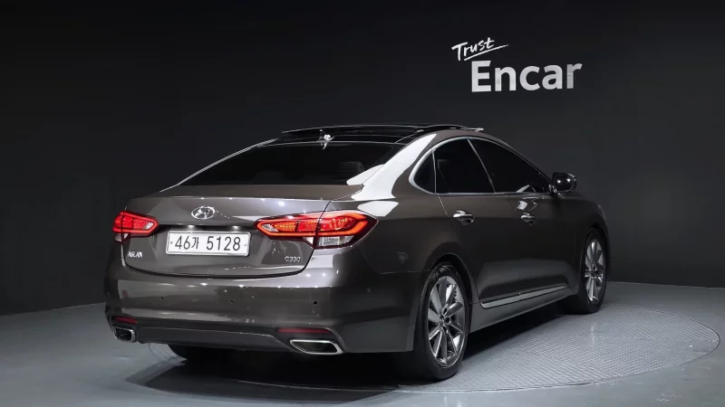 Hyundai Aslan
