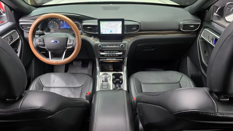Ford EXPLORER
