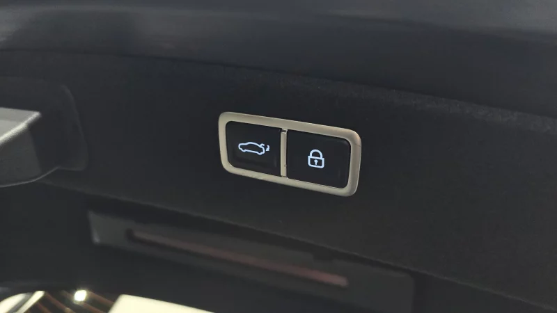 Genesis Electrified G80