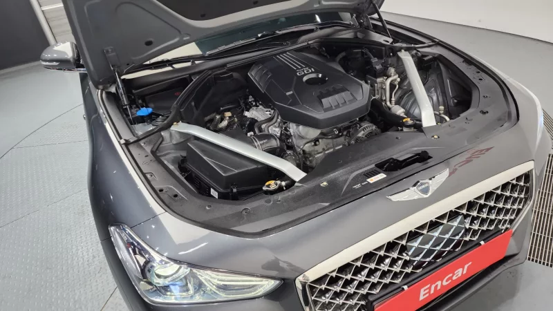 Genesis G70
