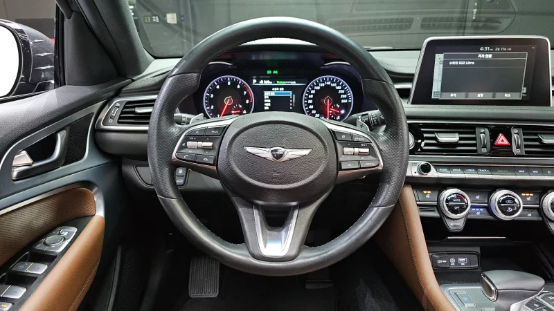 Genesis G70