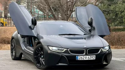 BMW i8