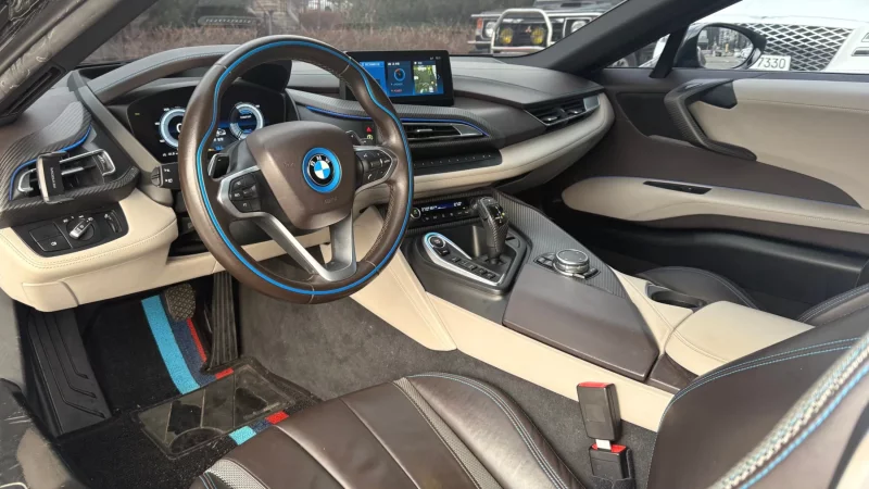 BMW i8