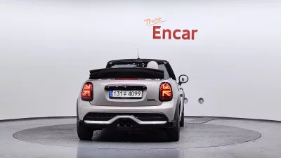 MINI Cooper Convertible