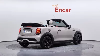 MINI Cooper Convertible