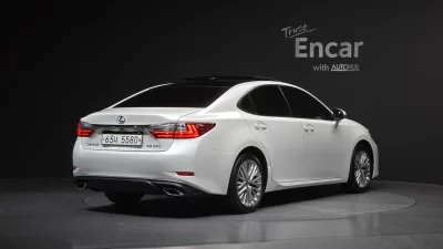 Lexus ES350