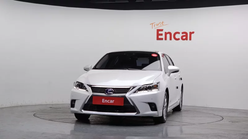 Lexus CT200h