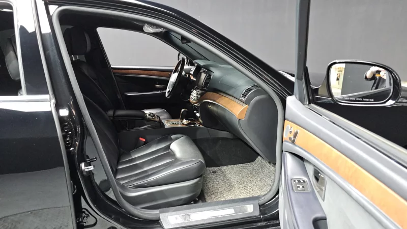 SsangYong Chairman W