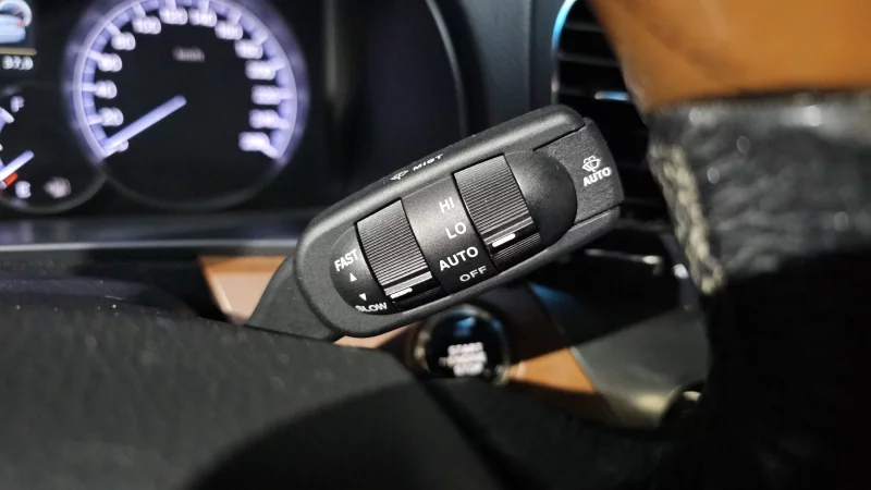 SsangYong Chairman W