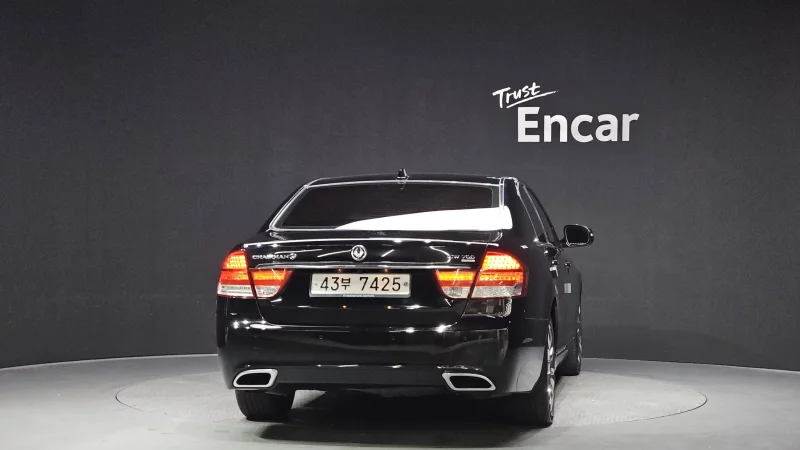 SsangYong Chairman W