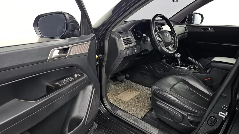 SsangYong Rexton Sports