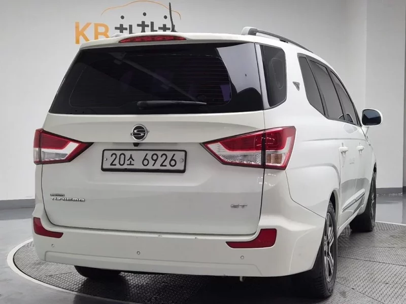 SsangYong Korando Turismo