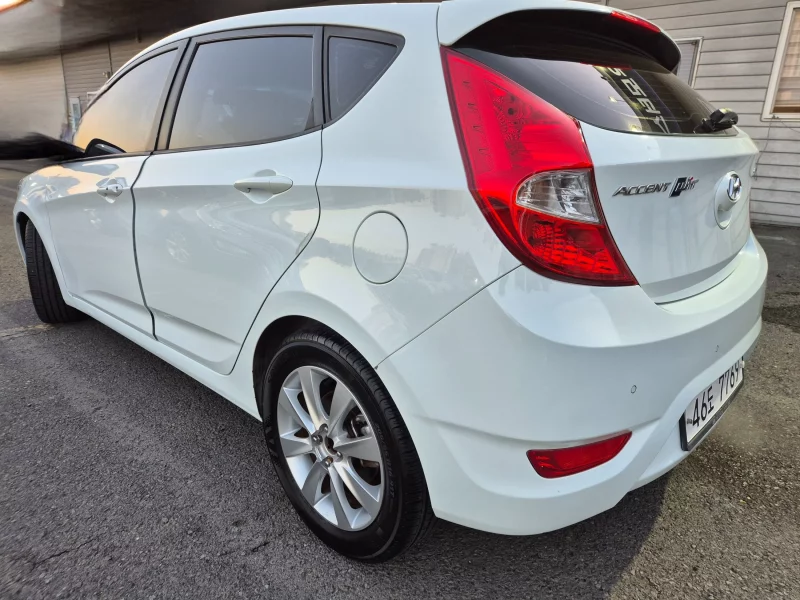 Hyundai Accent