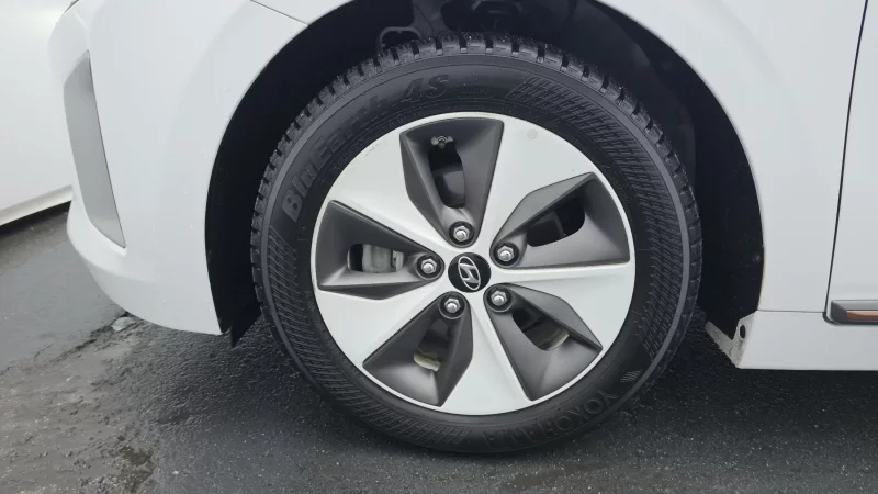 Hyundai Ioniq