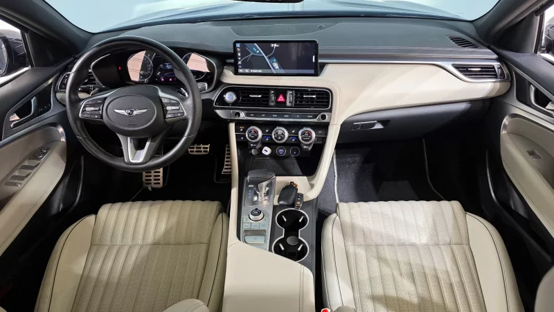 Genesis G70