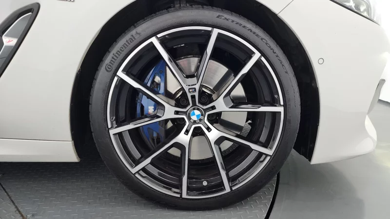 BMW 8-Series