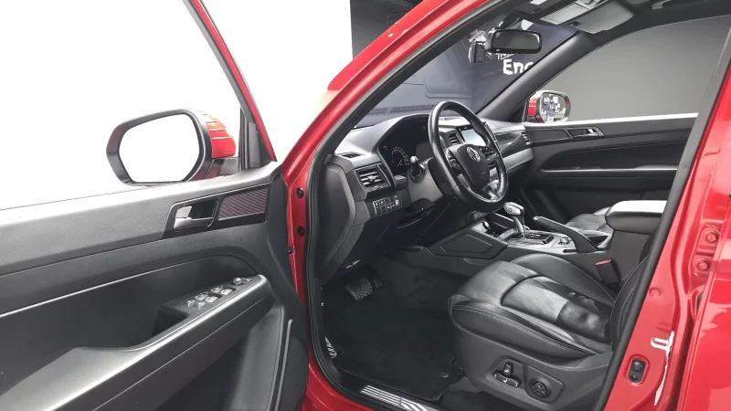 SsangYong Rexton Sports Khan