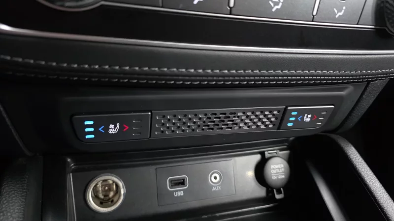 SsangYong Rexton Sports Khan