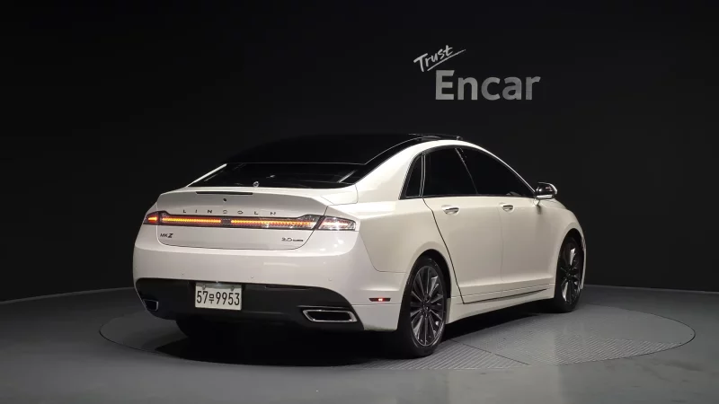 Lincoln MKZ