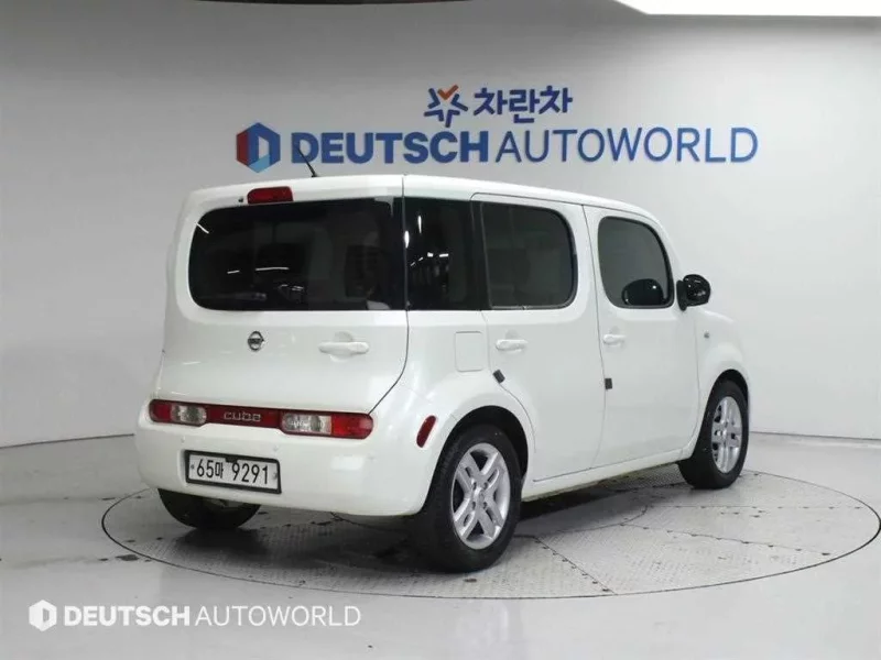 Nissan CUBE