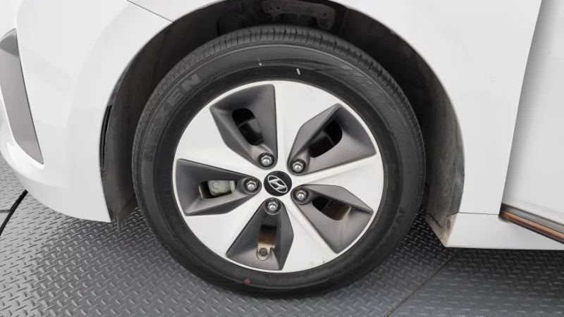 Hyundai Ioniq