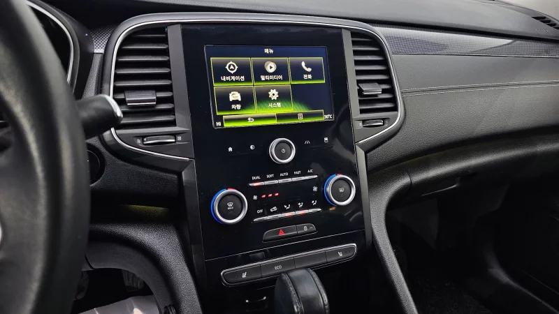 Renault Samsung SM6
