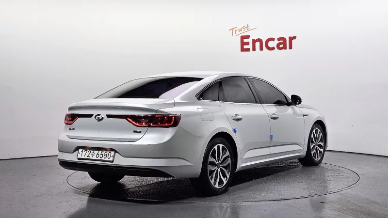 Renault Samsung SM6