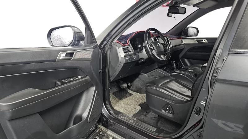 SsangYong Rexton Sports