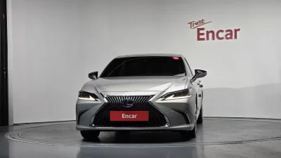 Lexus ES300h
