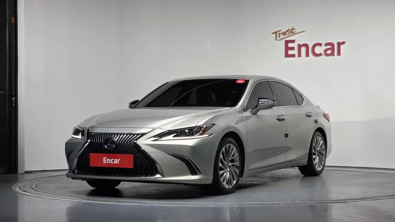 Lexus ES300h