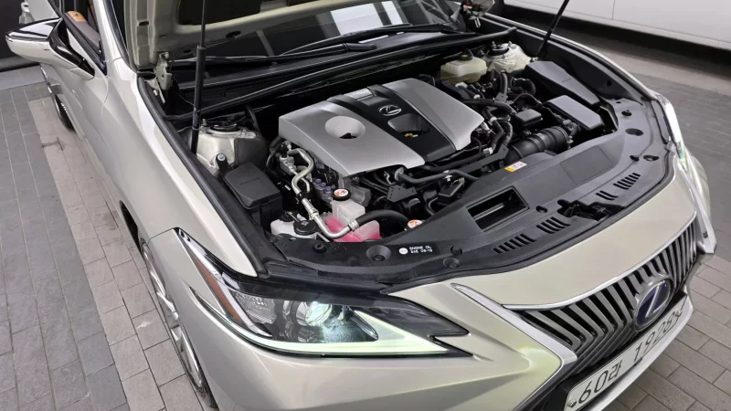 Lexus ES300h