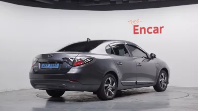 Renault SM3