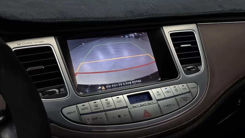 Hyundai Genesis