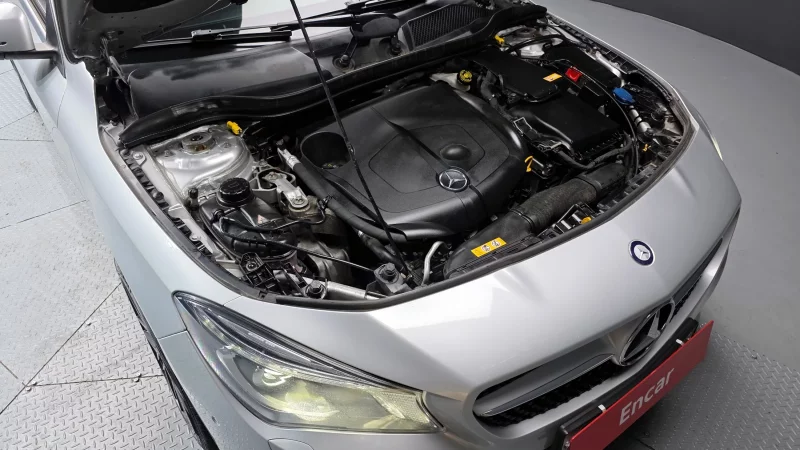 Mercedes-Benz CLA-Class