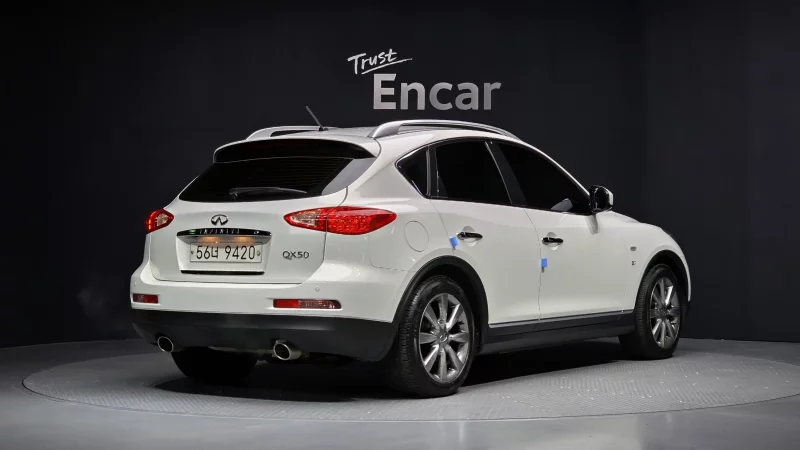 Infiniti QX50