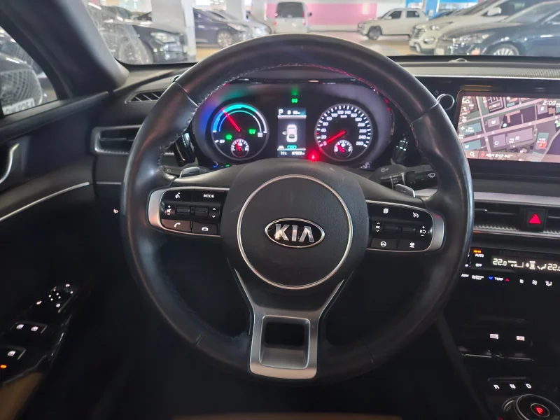 Kia K5