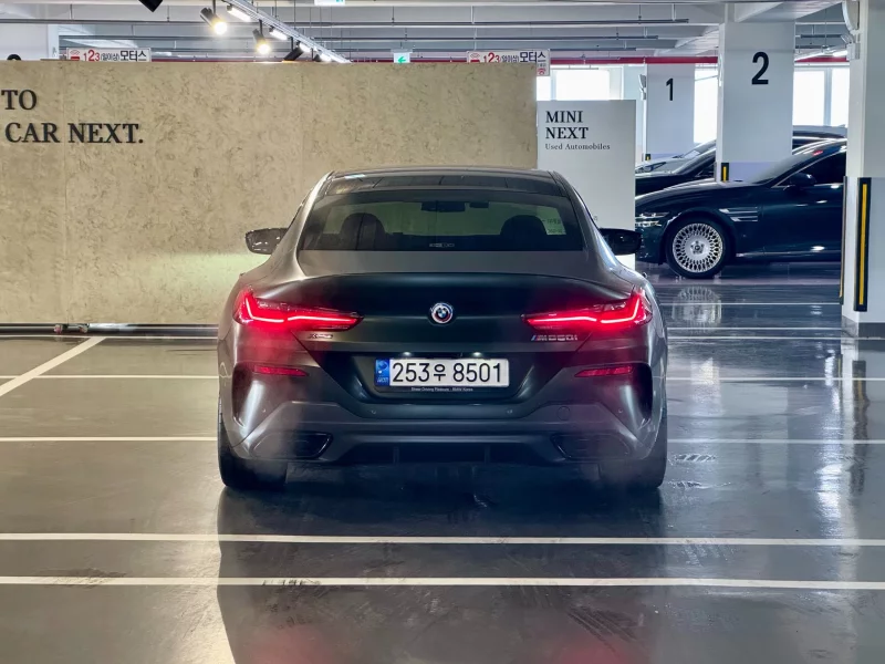 BMW 8-Series