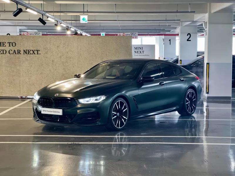 BMW 8-Series