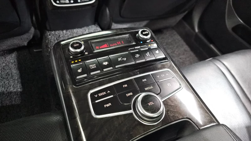 Kia K9