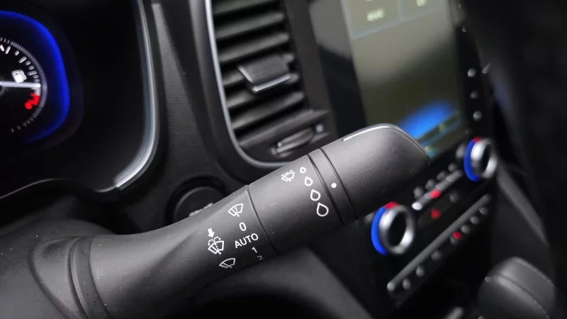 Renault SM6